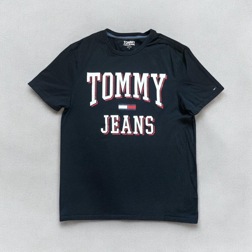 Tommy Jeans Graphic T-Shirt Mens M Black Cotton Y2K 90s Casual Crewneck Logo